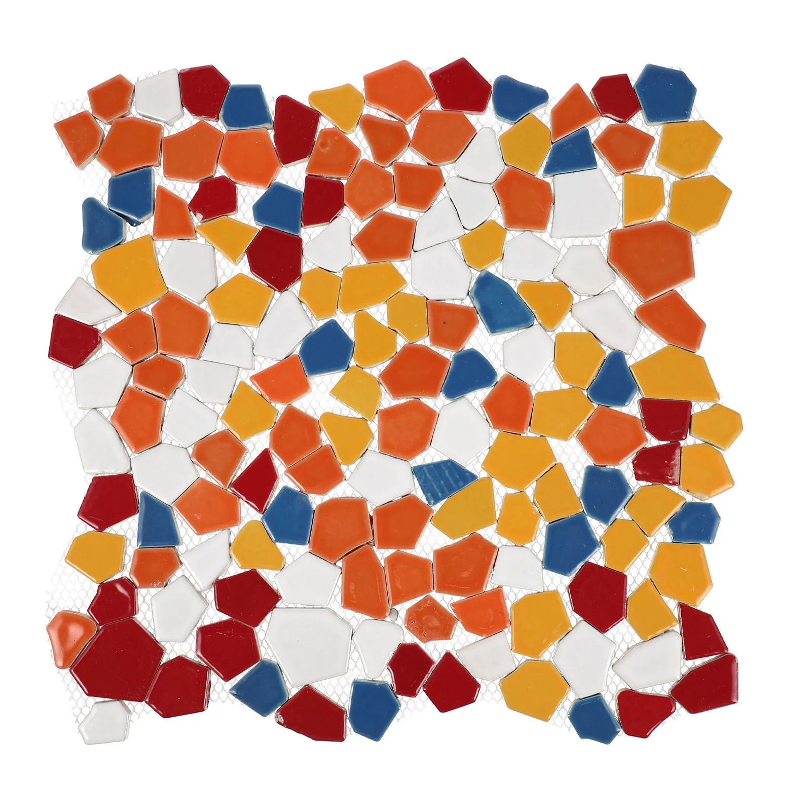 

Ассорти ярких керамических мозаичных плиток для рукоделия: нерегулярные фрагменты с безопасными закругленными краями для украшений, декора и домашнего интерьера