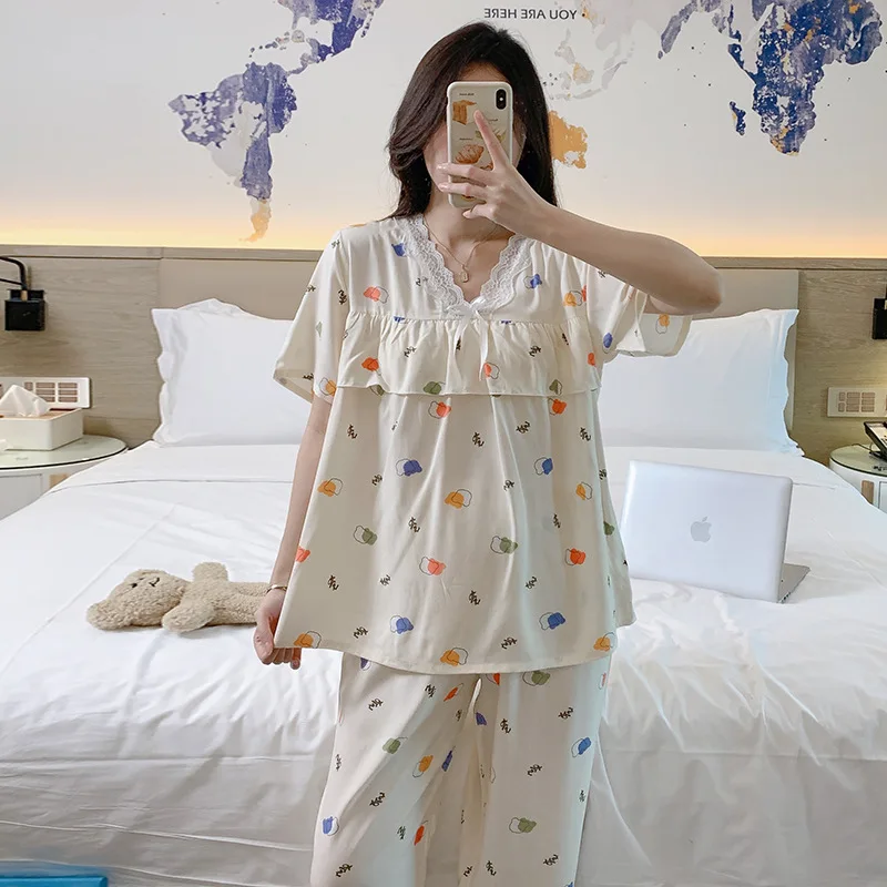 

Summer Cotton Silk Ruffle Lace Patchwork Sweet Short Sleeved Trousers Pajamas 2PCS Suit Ladies Home Clothes Outer Wear