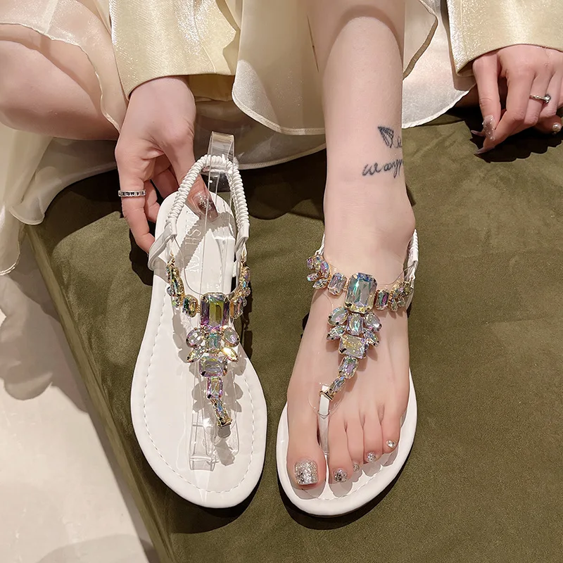 2024 Non-slip Female Sandal Beach Shoes Korean Version of The New Small Fragrant Wind Flat Pinch Toe Rhinestones Casual Fashion