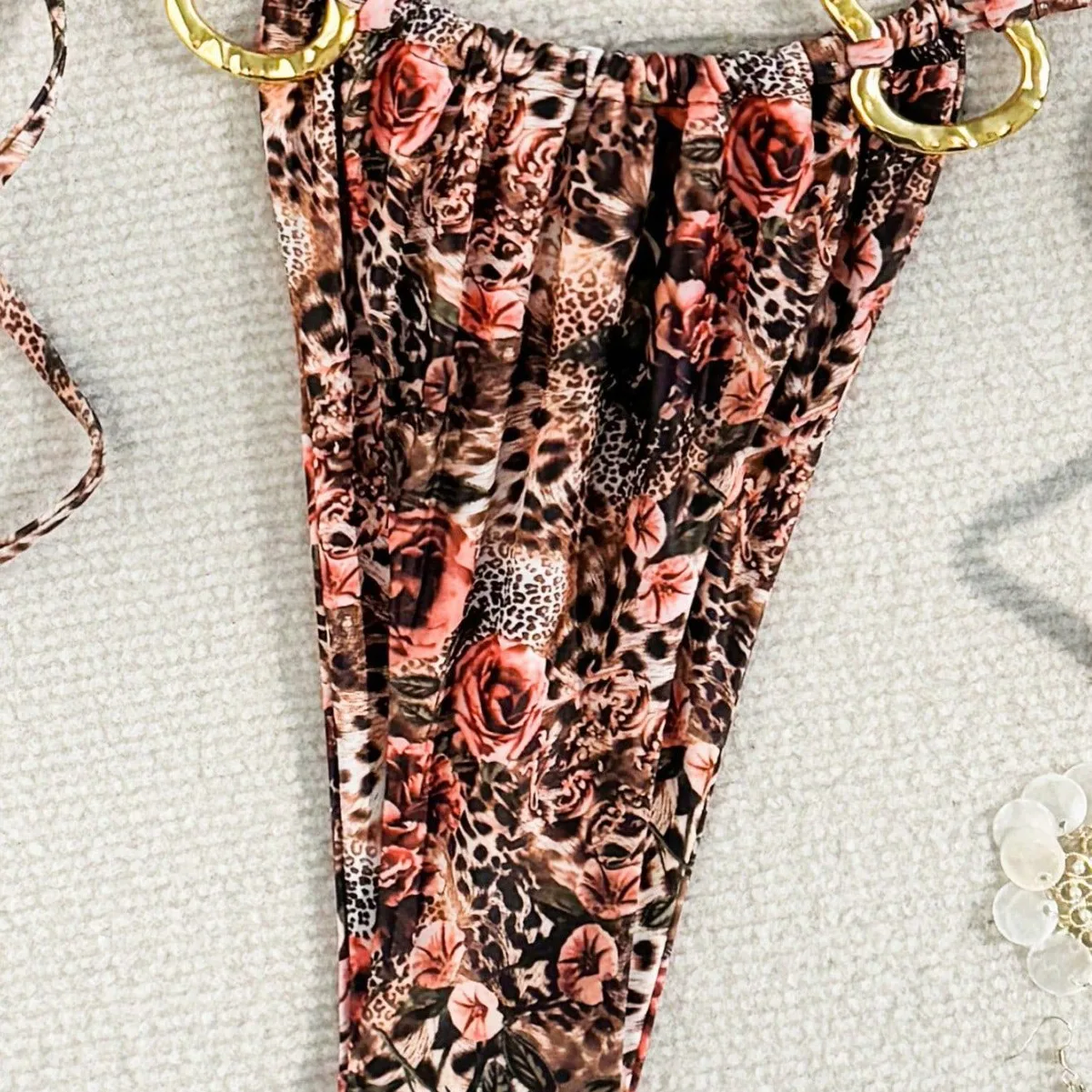 New Summer Women's Sexy and Fashionable Tiger Print Low Waist Hanging Neck Tie Split Bikini Swimsuit