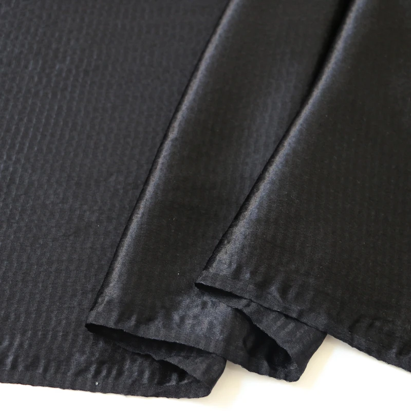 

50 см * 140 см 100% натуральный шелк, жемчуг, атласная ткань Charmeuse, черный, 16 мм