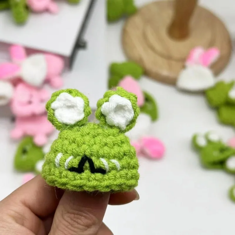 Gorro de punto hecho a mano para hámster, divertido sombrero de rana para loros, traje para animales pequeños, gorro ajustable con correa para la barbilla, gorros de serpiente, gorro lindo para mascotas pequeñas