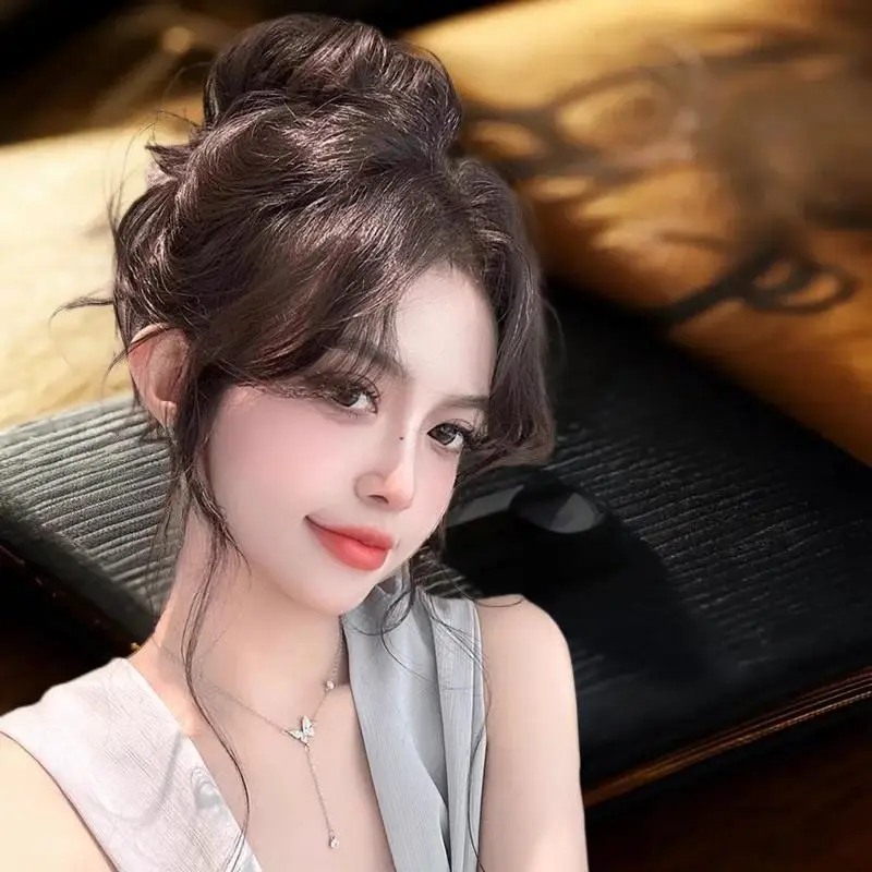 حاملي الشعر وحزم العصر الجديد؛ شعر كعكة سميك بشكل اصطناعي؛ ربطات شعر منخفضة للإناث؛ عبوات إطالة الشعر المستعار والشعر.