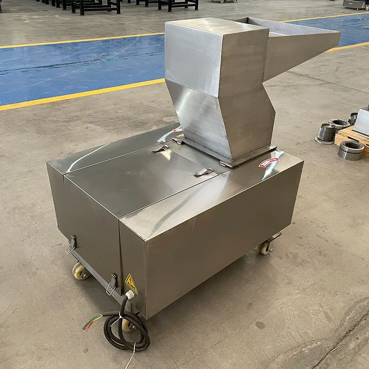 High Speed Bone Crusher/beef Bone Crusher/bone Meal Making Machine Animal Bone Breaker Crusher for Dog Food