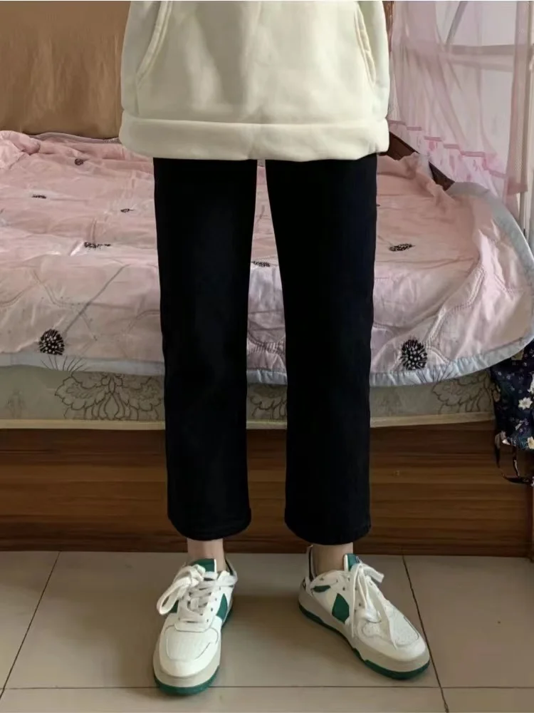 Dżinsy damskie z wysokim stanem, prostymi nogawkami, ocieplane, jesienno-zimowe, nowe, wyszczuplające, maskujące, w małych rozmiarach, spodnie typu e-tube.