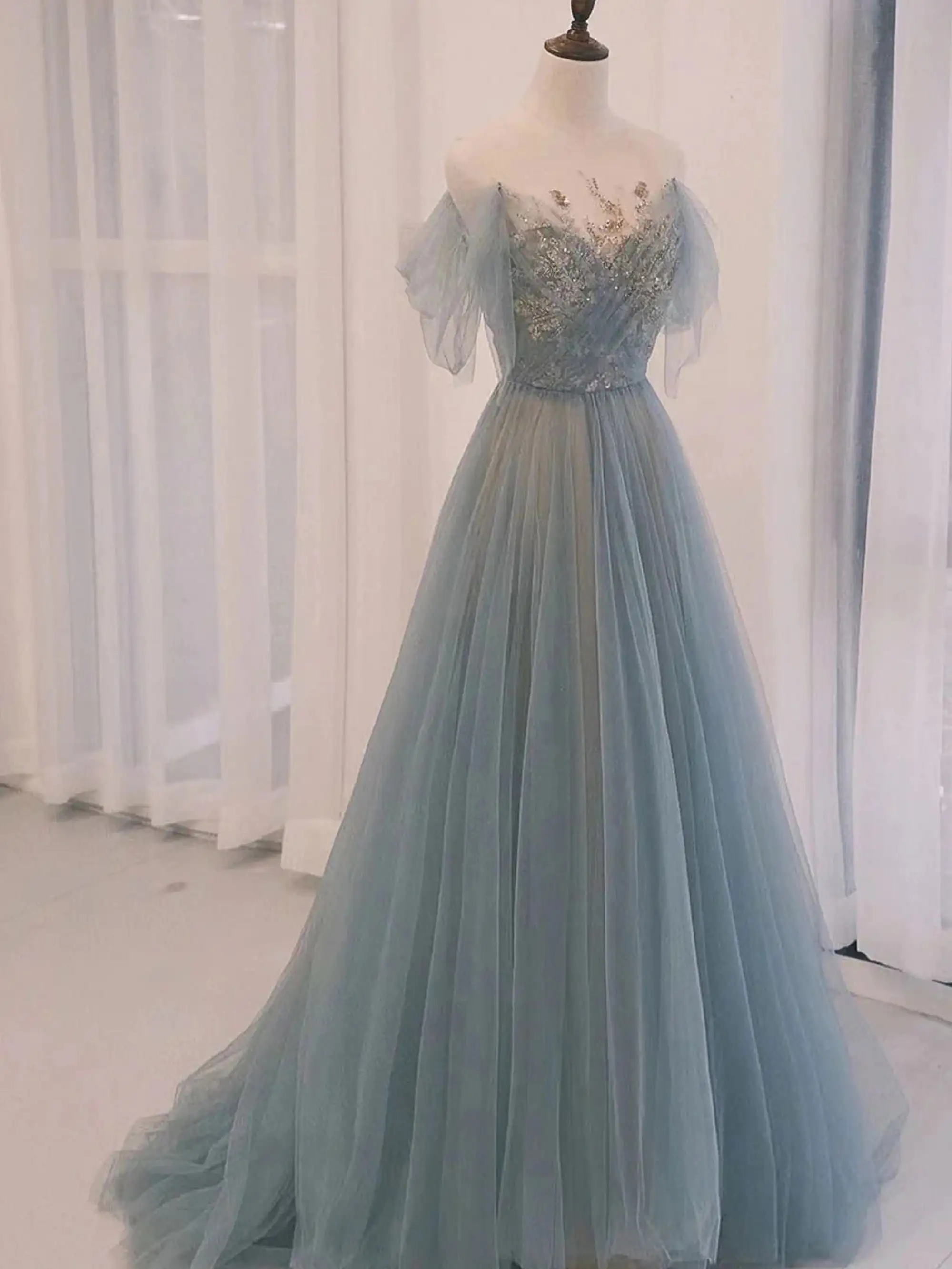 A-line Neckline Tulle Grey Blue Sequins Long Prom Dresses Sweep Tail Green Formal Elegant Party Dresses 2024