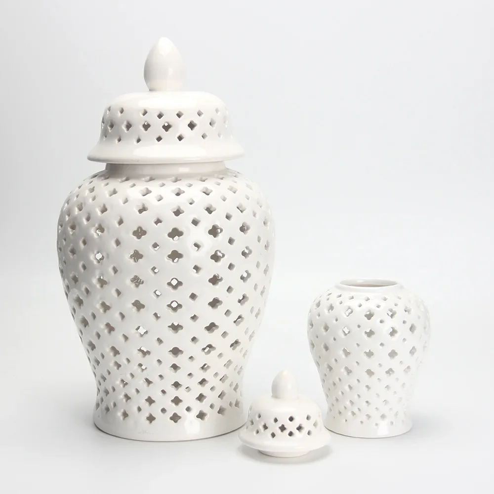 Chinese White Hollow General Jar Ceramic Ginger Jar Desktop Storage Tank Vase with Lid Handicraft Ornaments Home Decoration