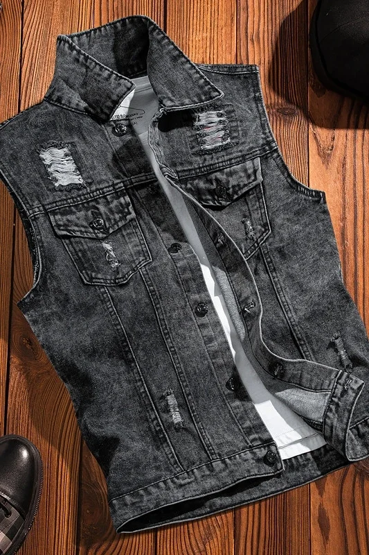 New 2024 Spring Autumn Men Lapel Denim Vest Mens Casual Sleeveless Jeans Jacket Male Streetwear Solid Color Waistcoat