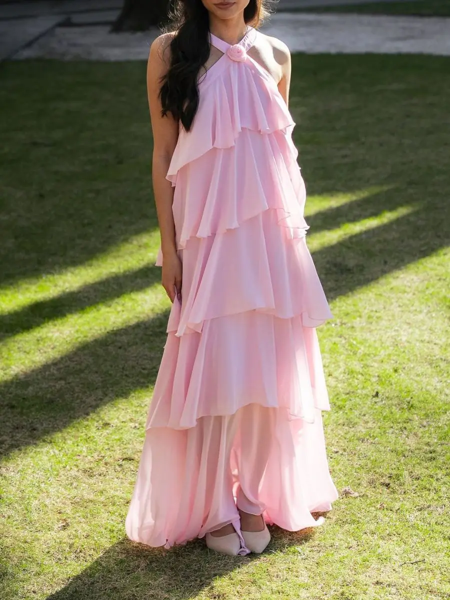 Wonderful Halter Sleeveless Backless Tiered Ruffle Maxi Dress Evening Gown Women 3D Rose Back Zip Cocktail Dress Custom Color