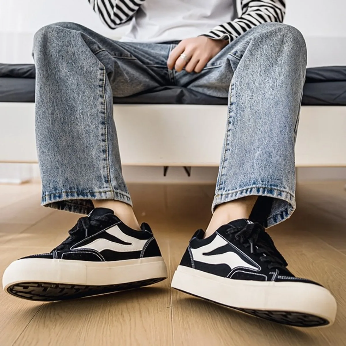 

New Niche Design Men's Low-Top Canvas Shoes - Breathable Non-Slip, Comfortable Versatile Fashion Casual Shoes for Daily & Sports