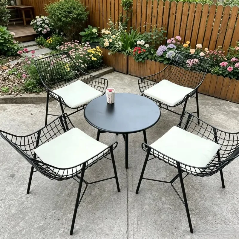 

Waterproof Metal Mesh Outdoor Dining Furniture Set Modern Terrace Table Chairs For Courtyard Exterior Entrance Decoration