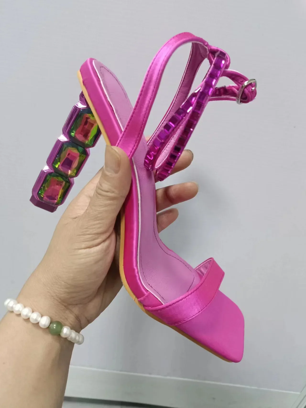 Aneikeh Quadratischer Kopf, Kristall, Diamant, glänzend, High-Heel-Sandalen, dekorative Schnalle, Mode, Party, 2025, Sommer-Damen-Sandale