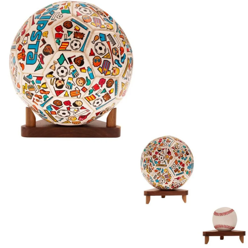 Soporte de exhibición de baloncesto de madera, estante triangular decorativo de escritorio, estantes de almacenamiento de pelotas deportivas, trípodes, soporte de exhibición de bolas para ahorrar espacio