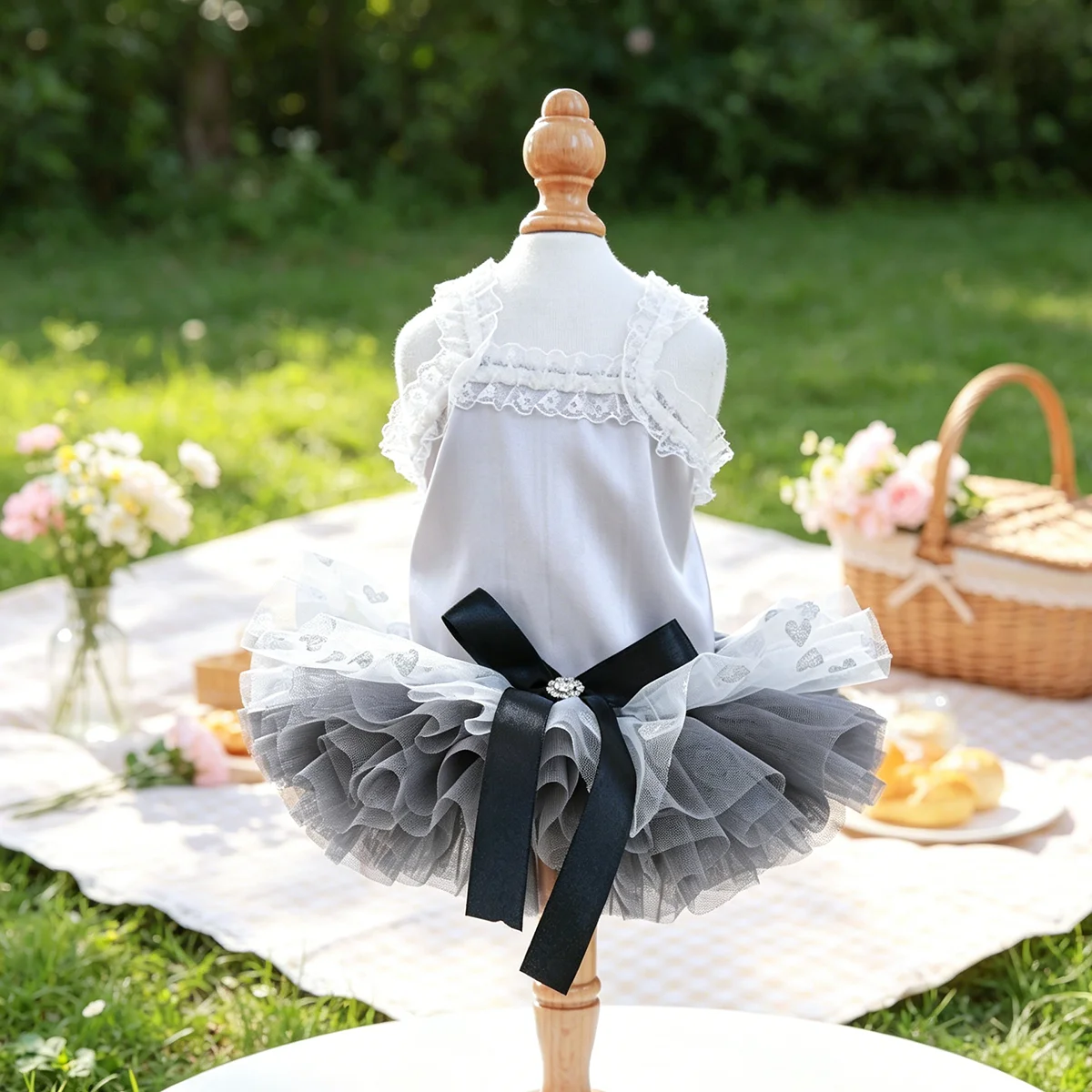 Vestido Tutú Gris para Mascotas, Elegante Estilo Ballet para Perros Pequeños y Gatos, Ideal para Teddy, Bichón, Pomerania, Yorkshire, Maltés