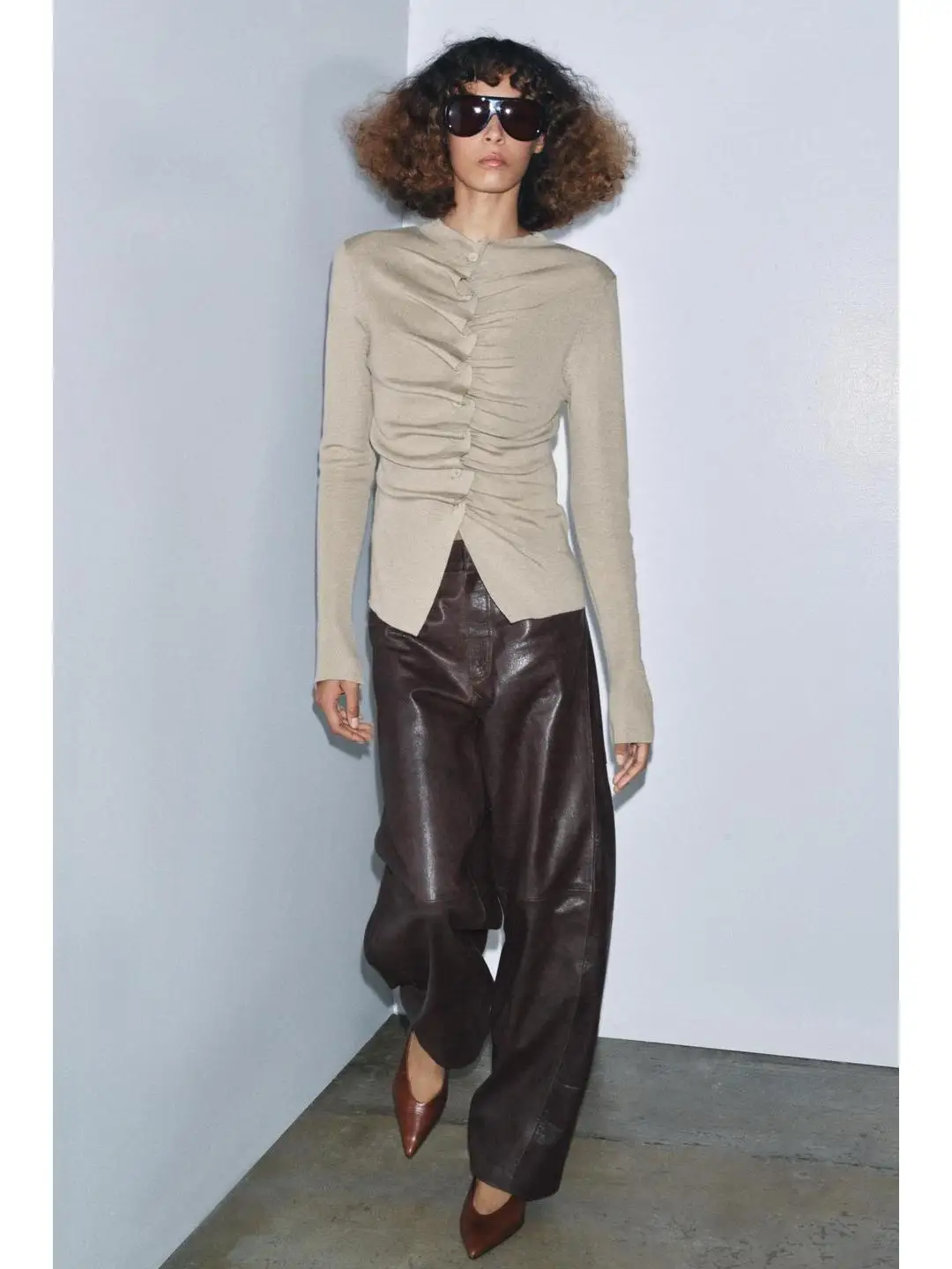 

Casual Sle Long Sve Stand Collar Decorative Pleated Front Buttoned Knitted Outerwear Soft Bamboo Fiber Blend Regular Fit