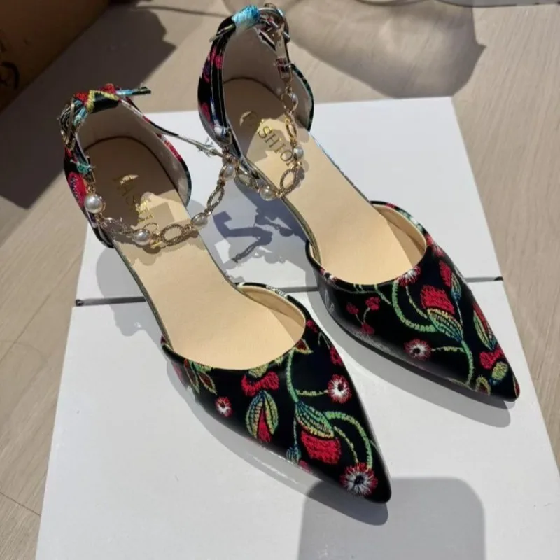 

Autumn New Printed Pointed Toe Shallow-mouth Metal Chain Anti-slip Wear-resistant Stiletto Wrapped-head Sandals