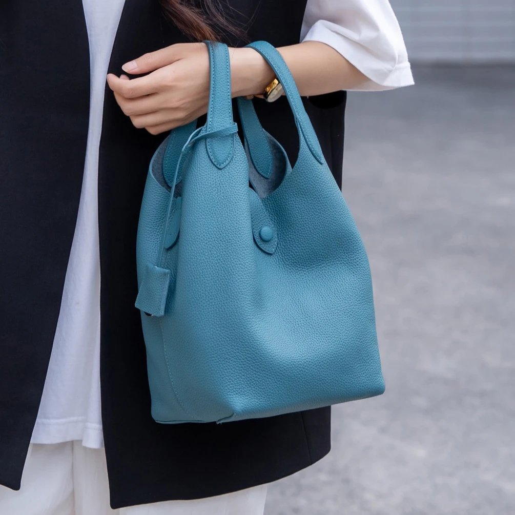 

Genuine leather bucket bag 2025 new niche design first layer cowhide large capacity single-shoulder crossbody bag women handbag