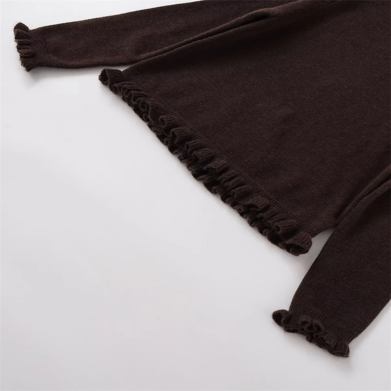 Autunno 2025 Maglione lavorato a maglia marrone scuro decorativo a strati da donna alla moda, morbido e giocoso