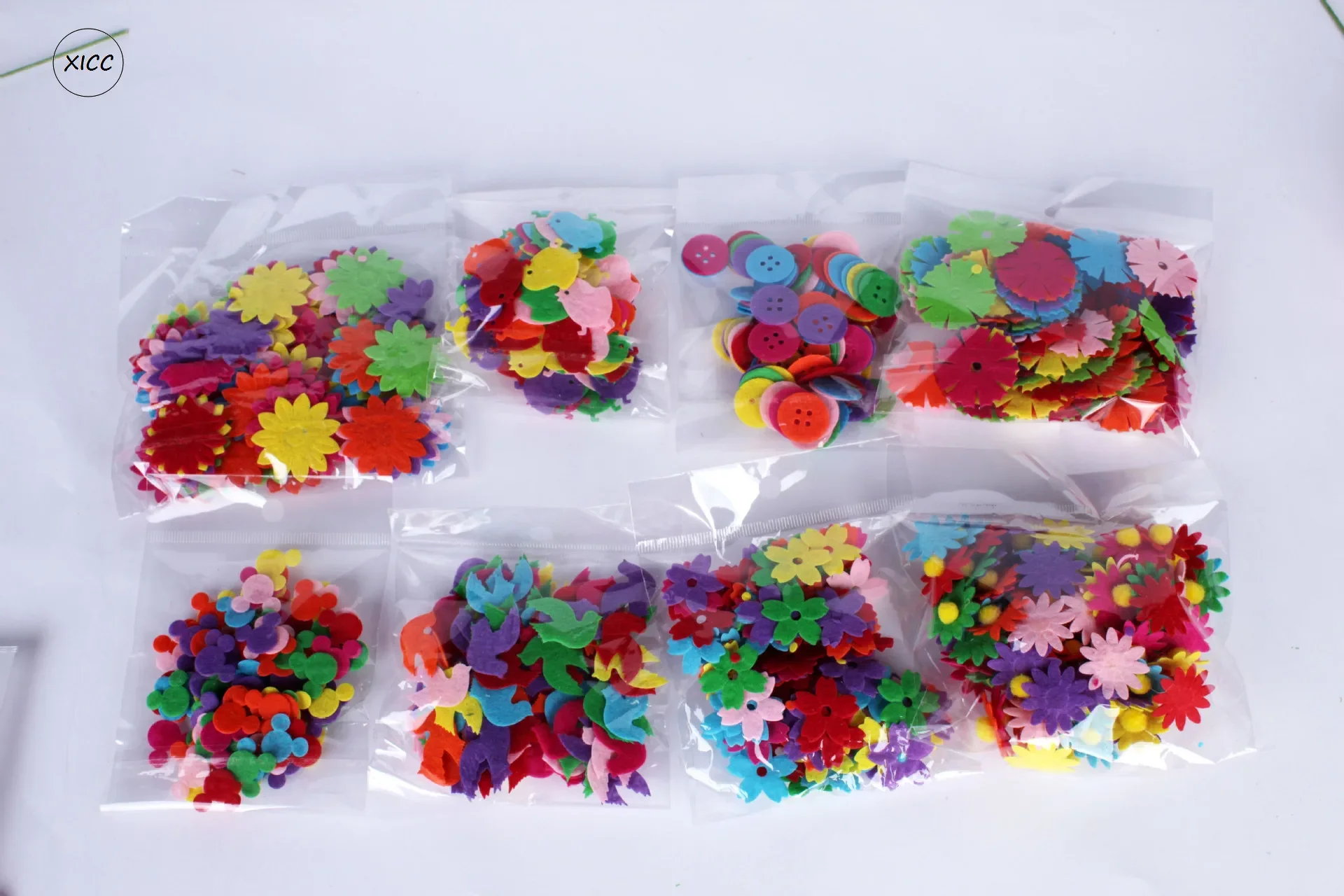 100pcs Non Woven Smile Flower Butterfly Wool Felt Fabric Hair Rope DIY Handmade Accessory Stickers Applique Patches 1mm Felt Pad