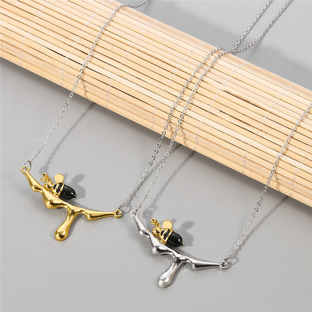 

10Pcs Alloy Pendant Necklace Bee and Dripping Honey Pendant with Necklaces Handmade Unique Jewelry Gifts For Women A-1016d