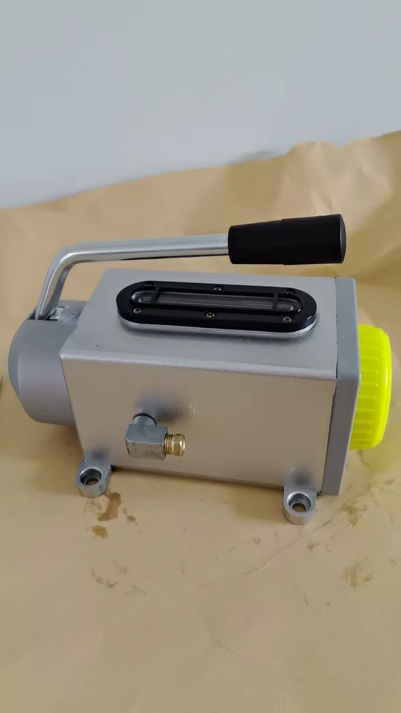 Oil pump,Y-8,Manual Lubrication Hydraulic Lube Pump Y8,comilling/Punching/grinding/Shearing/compounding/cutting/weaving pump