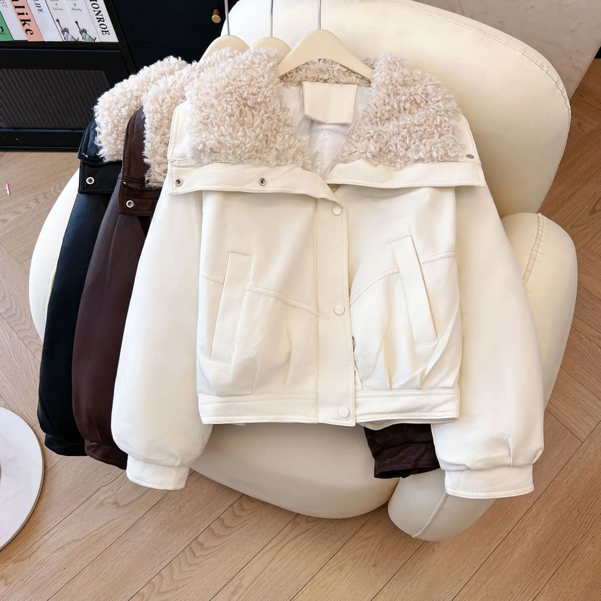 2026 Lamb Wool Large Fur Collar Solid Color Jacket Down Cotton Thickened Loose Cotton Jacket
