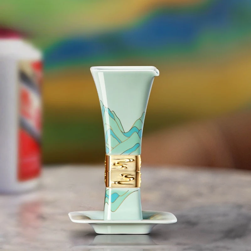 Baijiu cup wine set, high-value high-end wine dispenser, birthday gift.