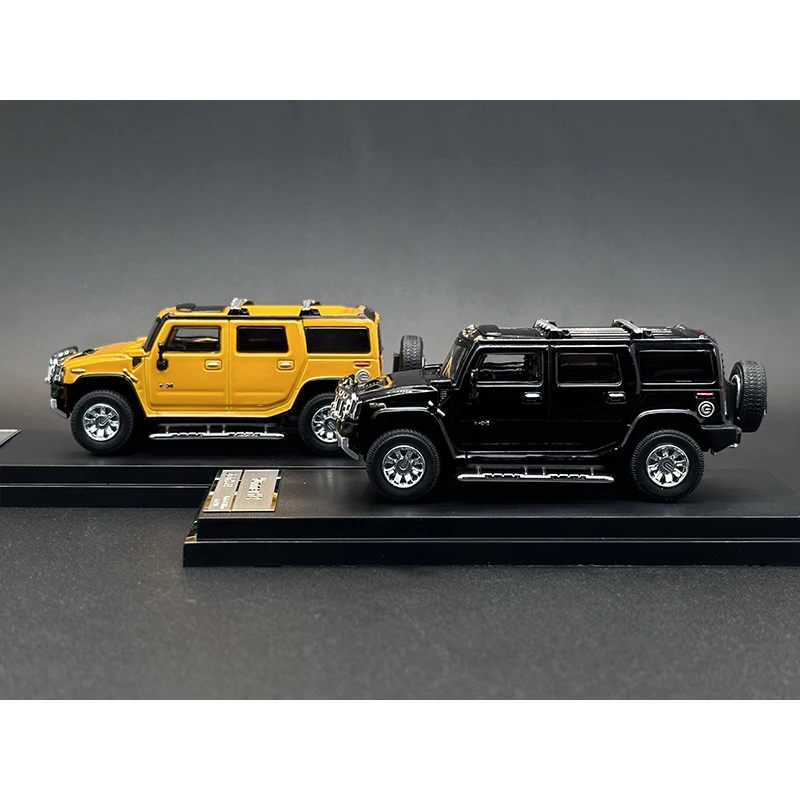 LULU In Stock 1:64 H2 SUV Diecast Diorama Car Model Collection Miniature Toy