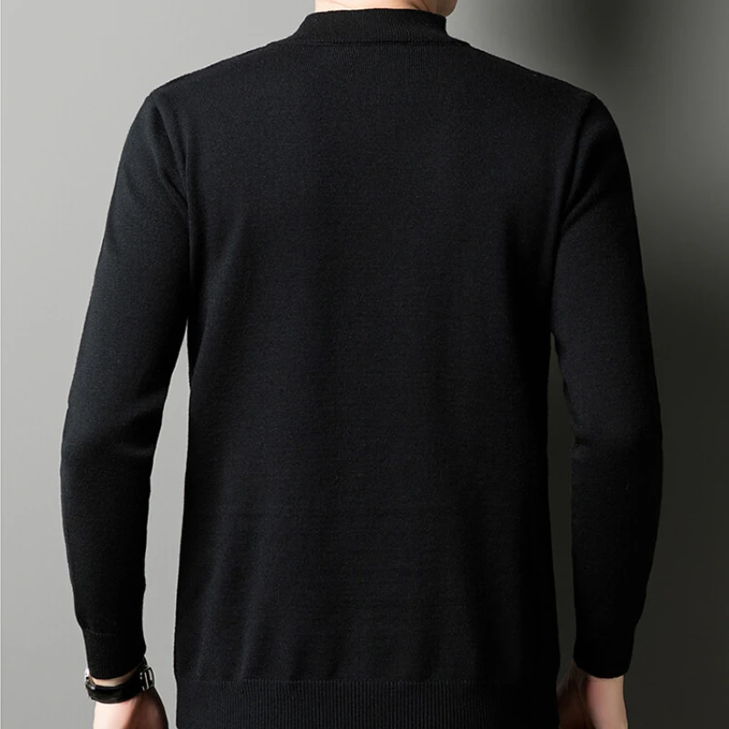 Men's Daily Knitted Pullover Solid Color Top，Thickened  Warm Autumn and Winter Slim-Fit Round Neck Sweater,Anti-Pilling Sweater