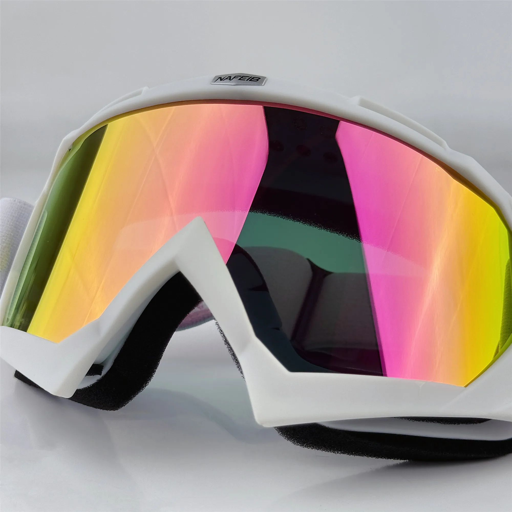 Windproof Goggles HD Motorcycle Outdoor Sports Sun Glasses Eyewear Riding Motocross Ski Summer UV Protection Sunglasses Masks