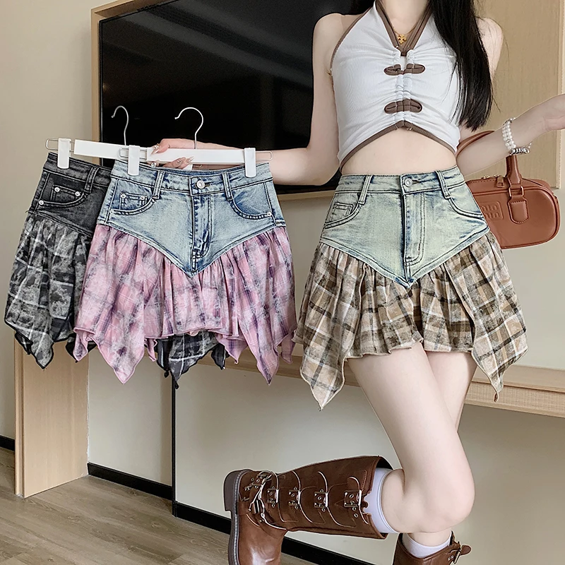 

Spliced denim skirt for women in 2024, new age reducing and versatile, fashionable, high waisted, slim A-line short skirt trend