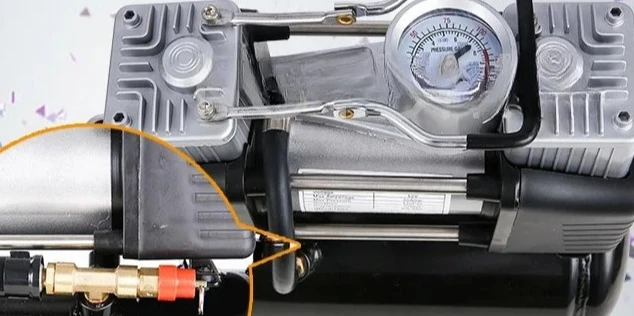 

Portable suitable for car tire inflator and spray painting small air tank oil-free silent air compressor 3L/4L micro air pump