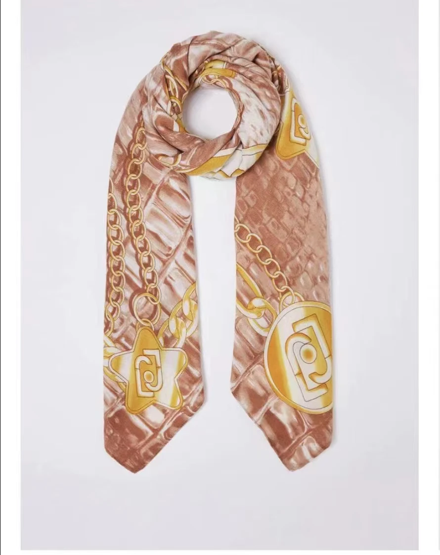 Wholesale - Women classic fashion picture pictured scarf Scarf to keep warm