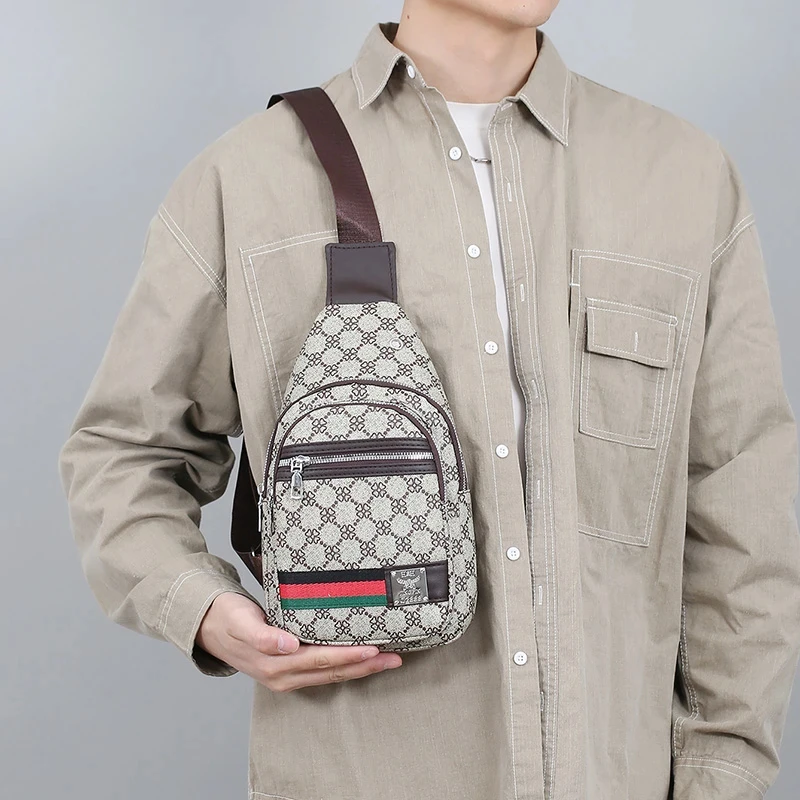 Multifunktionale Anglertasche für Herren, Schulter- und Brusttasche, Seitliche Crossbody-Freizeittasche mit Kopfhöreranschluss – Detail 4