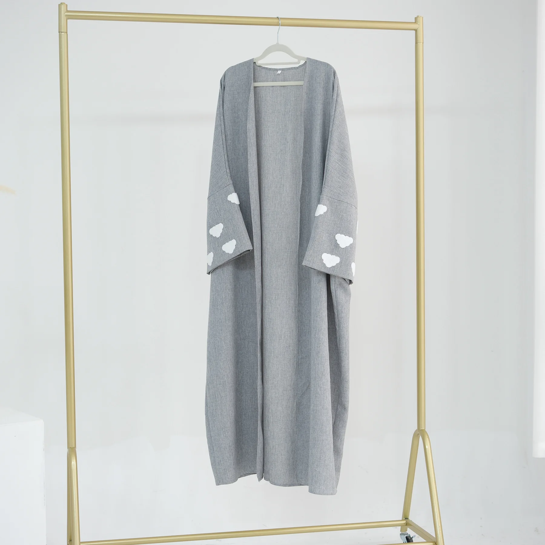 Wholesale Turkey EID Modest Dubai Abaya Girl Muslim Women Dress Luxury Clouds Embroidery Sleeves Kimono Linen Open Abaya