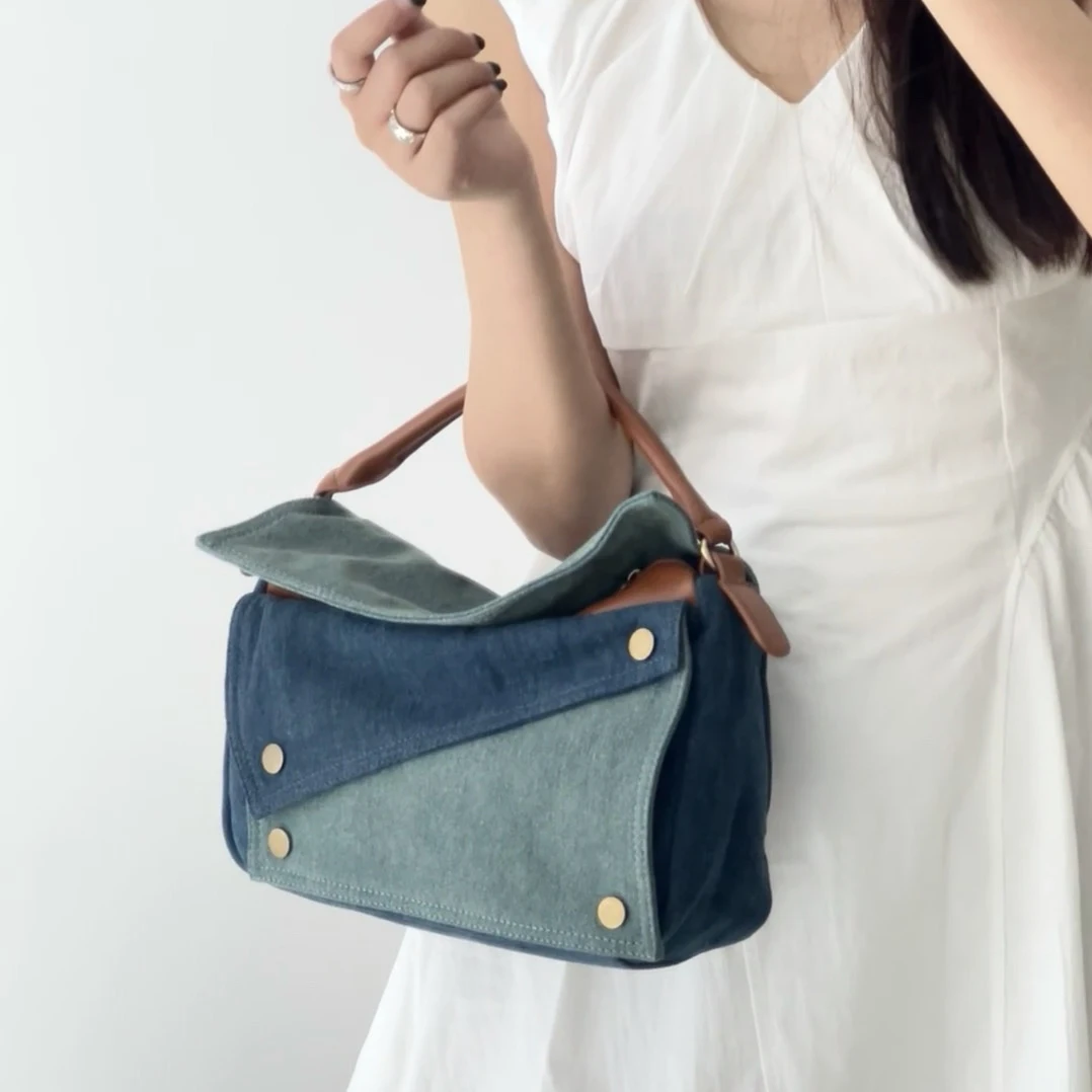 

Vintage denim geometric bag 2025 spring new niche design large capacity handbag women fashion contrast crossbody shoulder bag