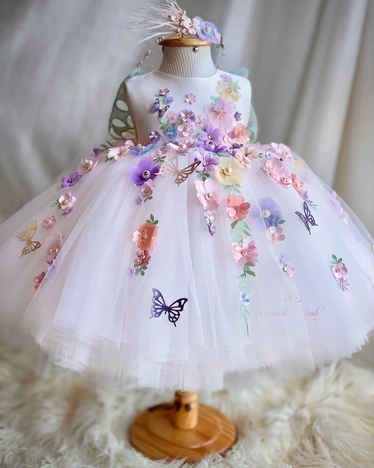 White Princess Litter Flower Girl Dresses For Wedding Butterfly Appliqued Floral Boho Toddler Pageant Gowns Kids Birthday Dress