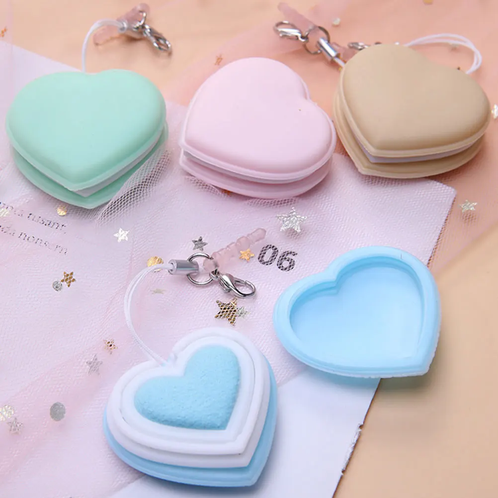 

4pcs Heart Shaped Phone Screen Cleaner Mixed Color Silicone Pendant Glasses Lens Wipes Mobile Camera Cleaning Accessories