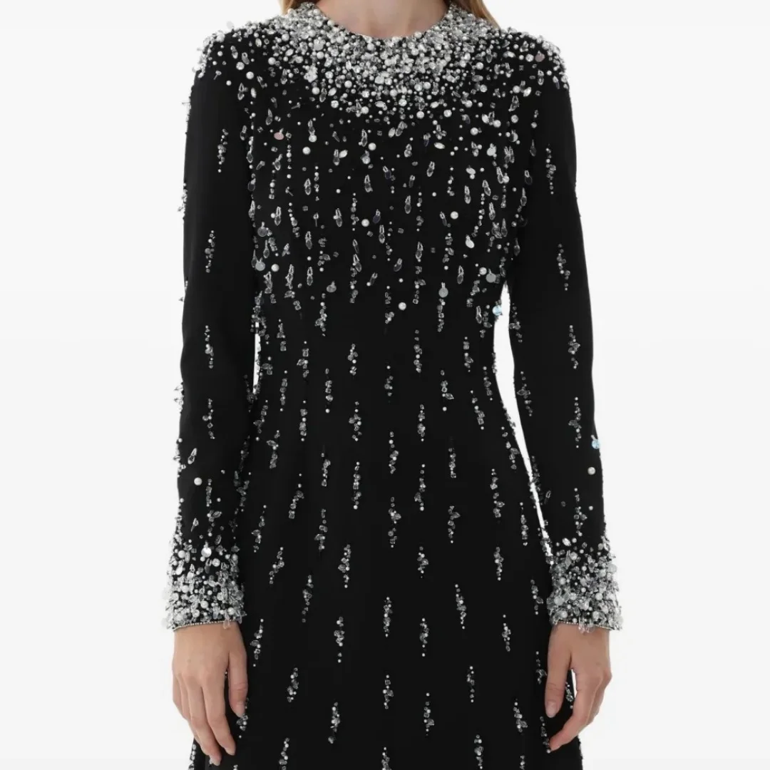 Bella personnalisé noir col rond à manches longues cristal gouttelette embelli coupe ajustée Maxi robes de soirée robes de soirée élégantes