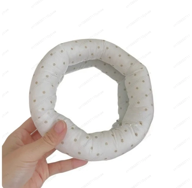 

Bow Round Mirror with Fabric Storage Shelves Makeup for Bedroom Dressing Table Charming Young Lady’s Decorative