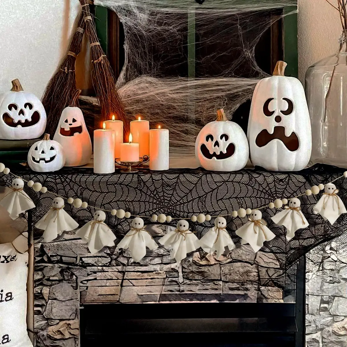 Niedliche Halloween-Geistergirlande, Vintage Rustikale Handgemachte Geister-Ornamente mit Holzperlen, Innendekoration für Wand und Kamin – Detail 3