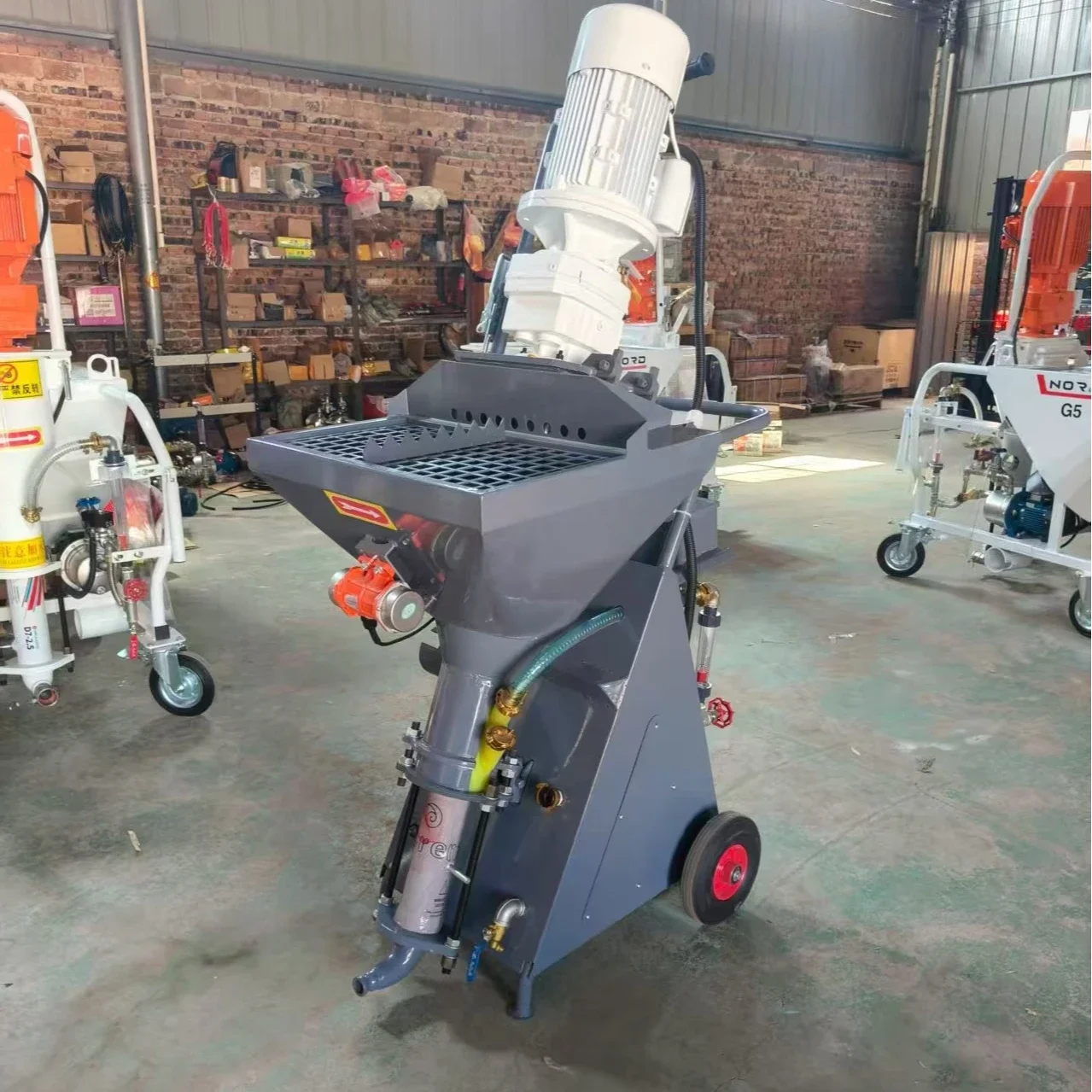 Gypsum Spray Plaster Machine M9 Multifunctional Cement Mortar Putty Real Stone Paint Spraying Machine