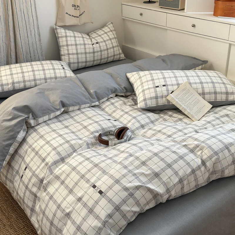Bedding Set 100% Cotton Including 1 Duvet Cover and 2 Pillowcases It Features A Nordic Style and Is Soft Comfortable Breathable