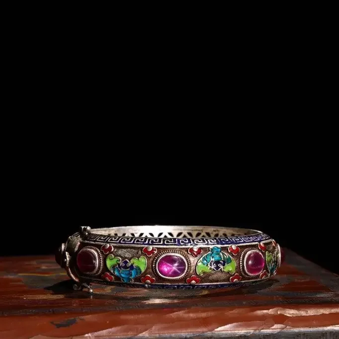 rare flower silk inlaid cloisonne red star gemstone bracelet collected in Qing Dynasty court royal collection, single price
