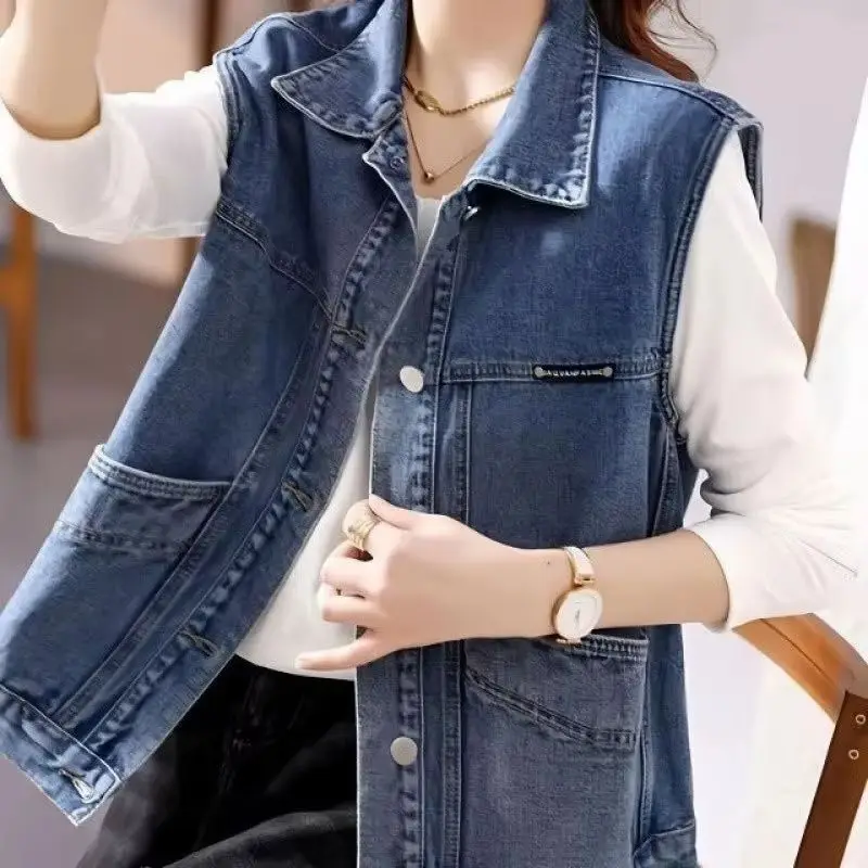 

2025 New Spring Autumn Women's Denim Vest Jacket Fashion Loose Casual Sleeveless Jeans Ladies Coat Female Cowboy Top