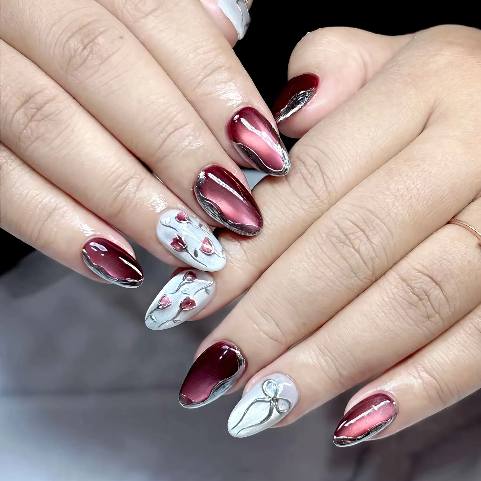 

24pcs Blue Smudge Design Nails Sets Press on Glitter Star Bow Pattern Nails Tips Detachable Sweet Cat's Eye Almond Manicure Art