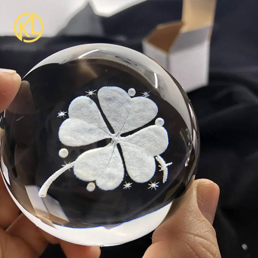 6/8 CM 3D Laser Engraved Four Leaf Clover Crystal Ball Miniature Glass Globe Crystal Craft Home Decor Lucky Ball Ornament Gift