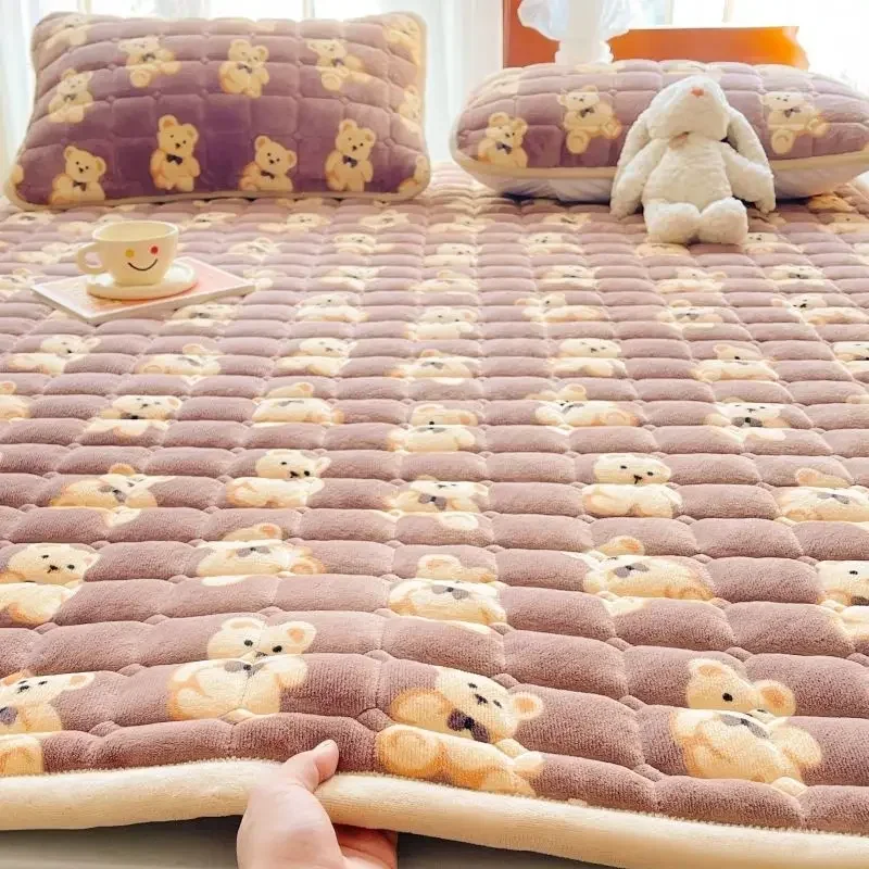 Winter Quilted Milk Velvet Thin Mattress Toppers Thickened Warm Bed Sheet Bedspread Single Double Soft Fold Tatami Floor Mat