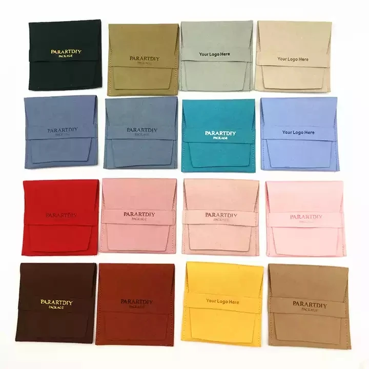 

100Pcs/Lot Customize Logo Velvet Jewelry Pouches Wholesale Christmas Party Packaging Microfiber Envelope Ring Holder Gift Bags