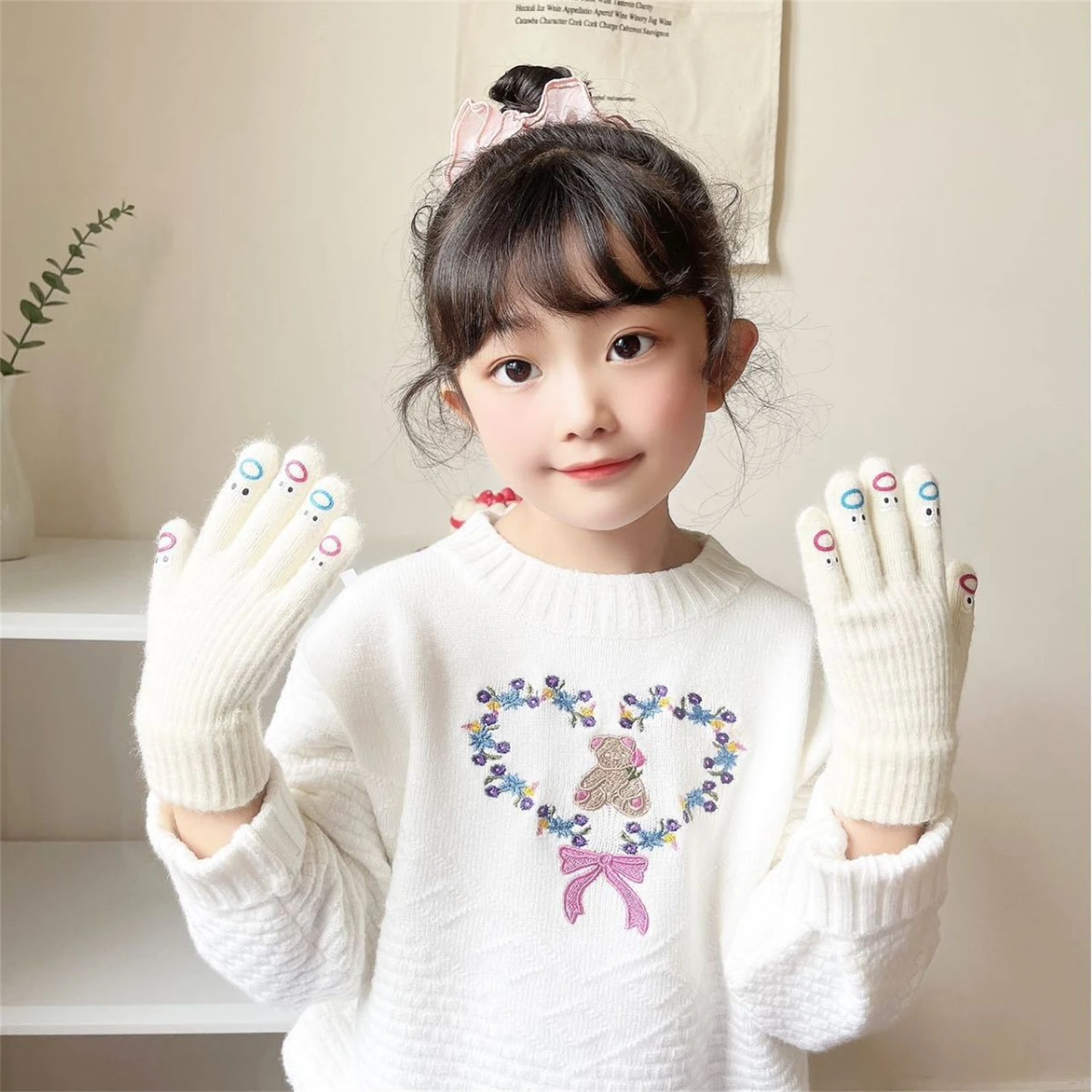 

Children's gloves with cute five fingers, thickened and warm knitted parent-child gloves, autumn and winter student gloves